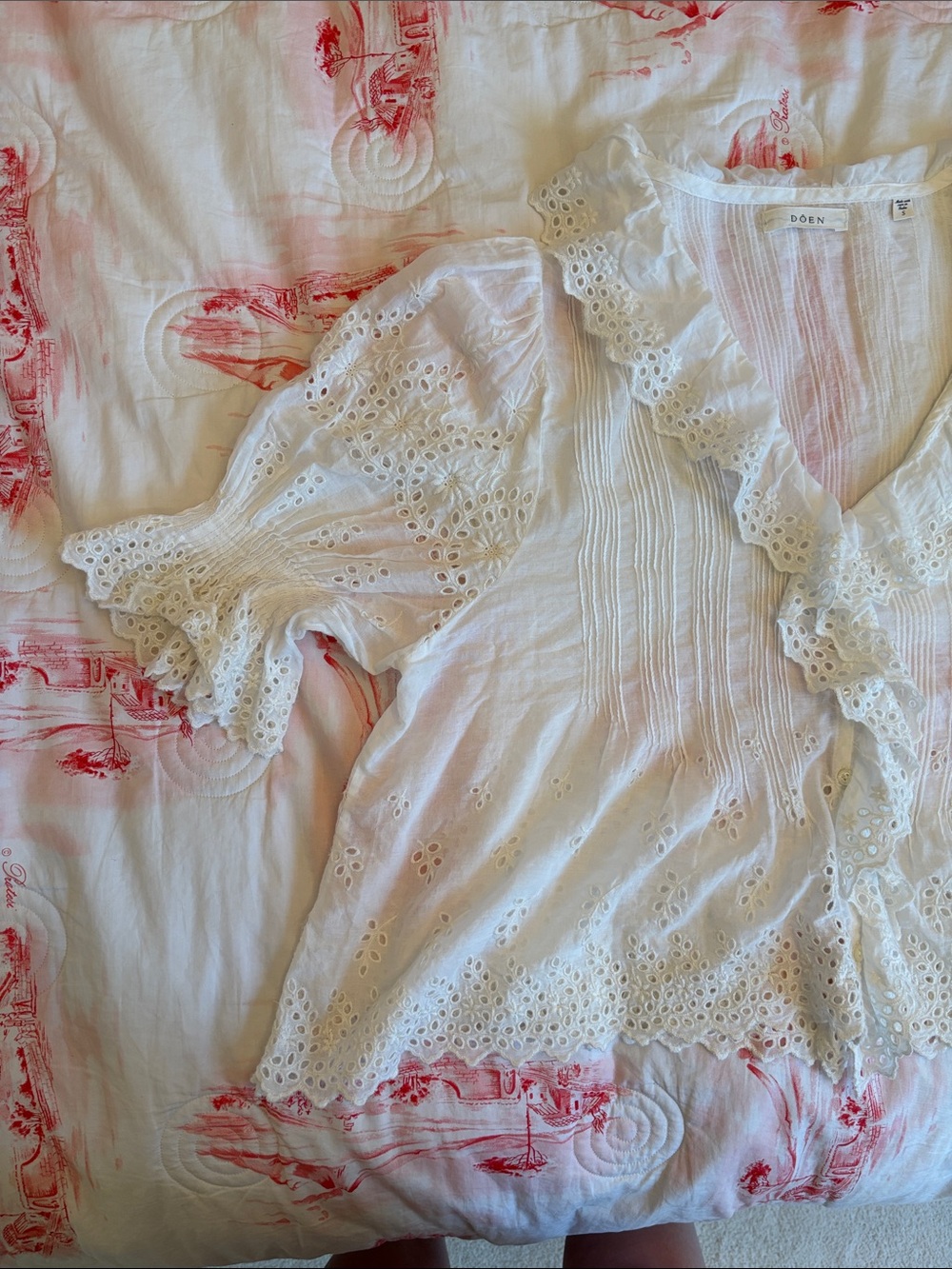Doen Henri Eyelet Blouse - Picture 6 of 17